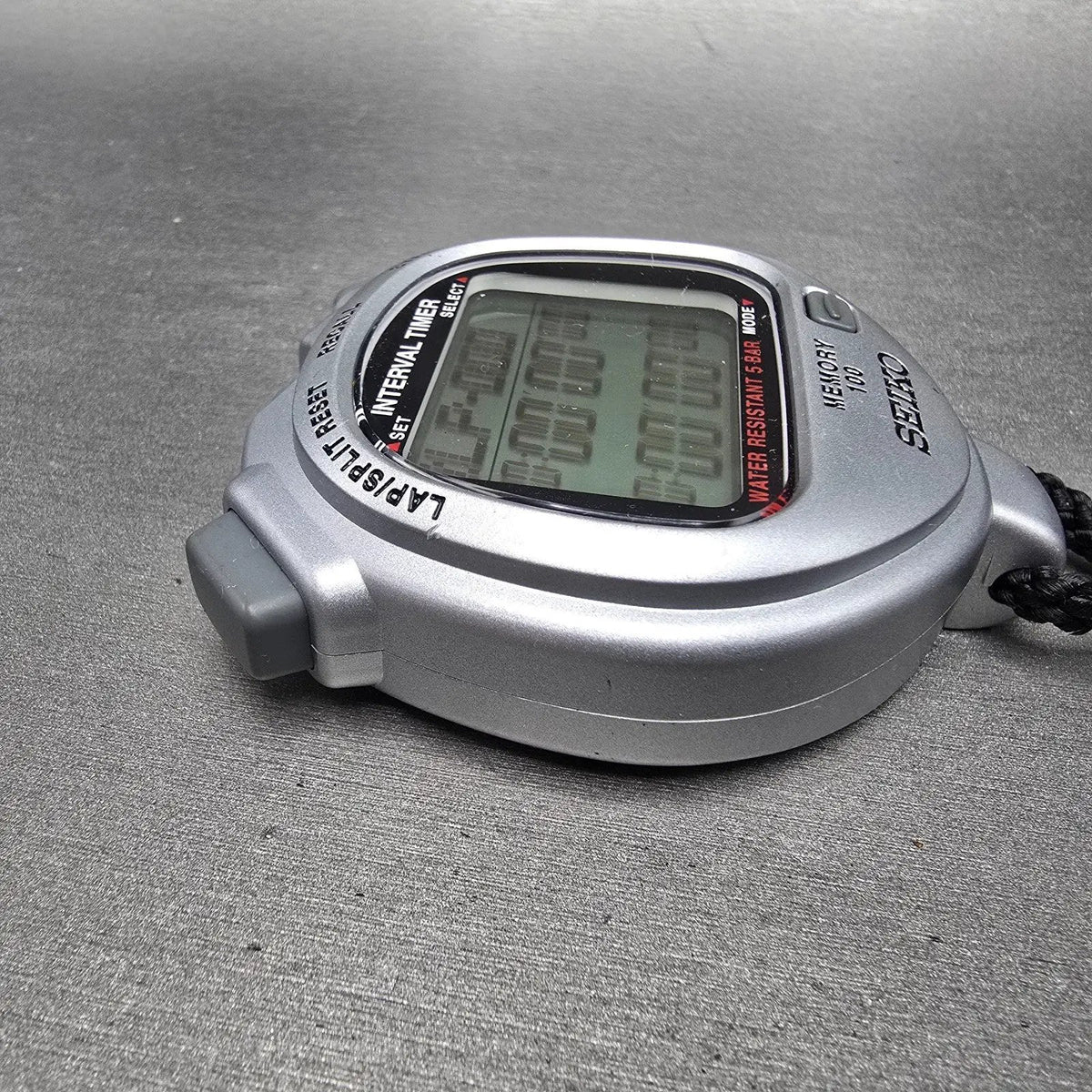 Seiko Stopwatch S057-4000 Digital Silver Timer 100 Lap Round New Battery5