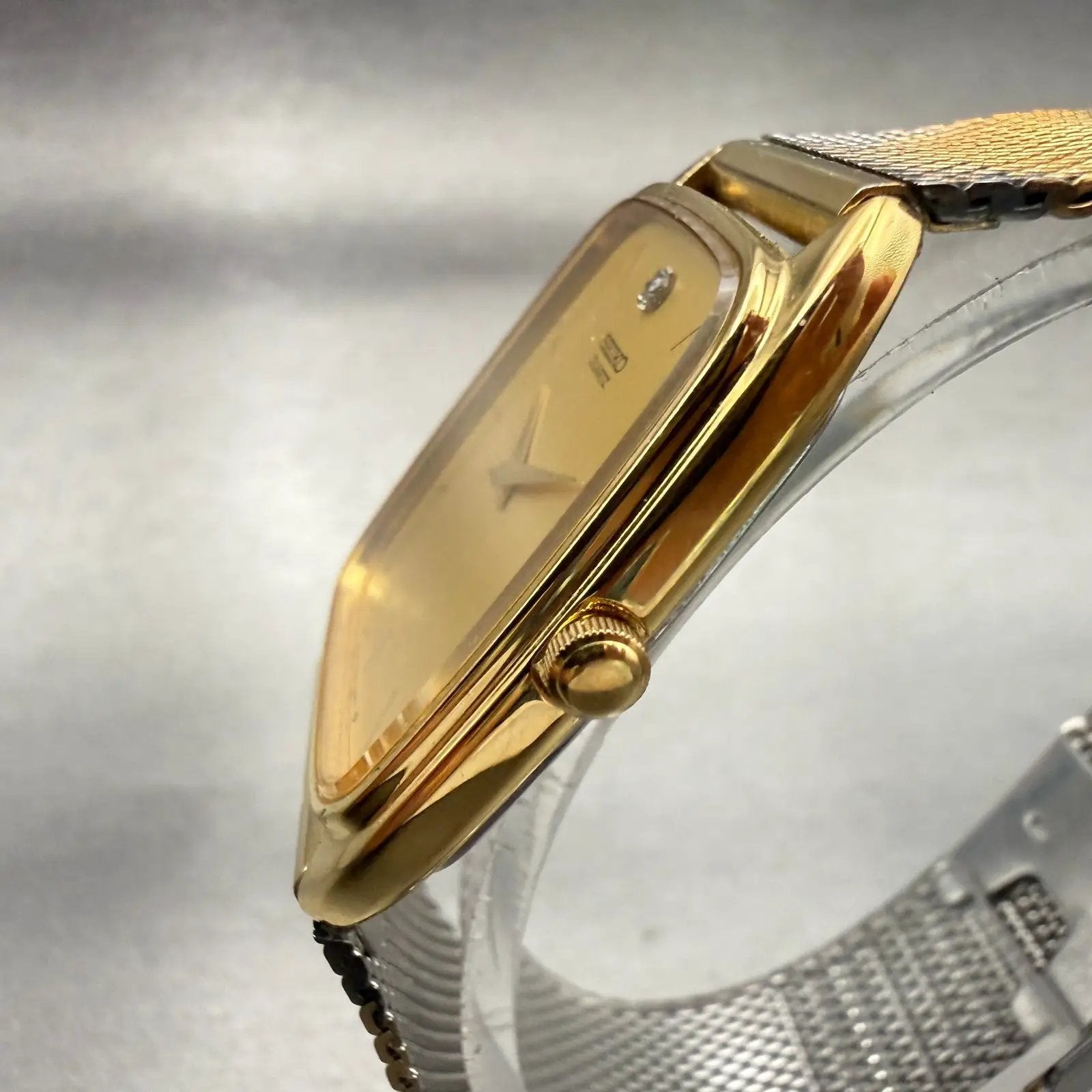 Seiko Watch Men 28mm Gold Dial Gold Tone Rectangle 6530-5329 New Battery VTG2