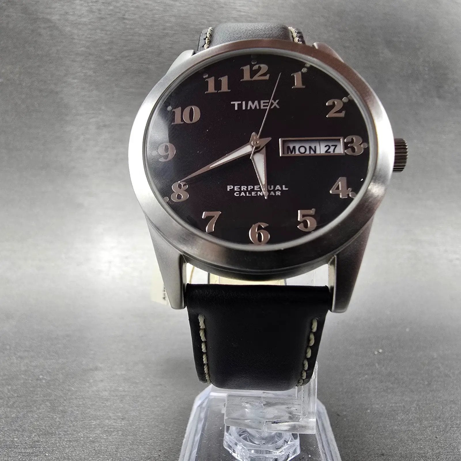 Timex Perpetual Calendar Watch Men 37mm Black Dial Silver Tone Daydate New Batt8