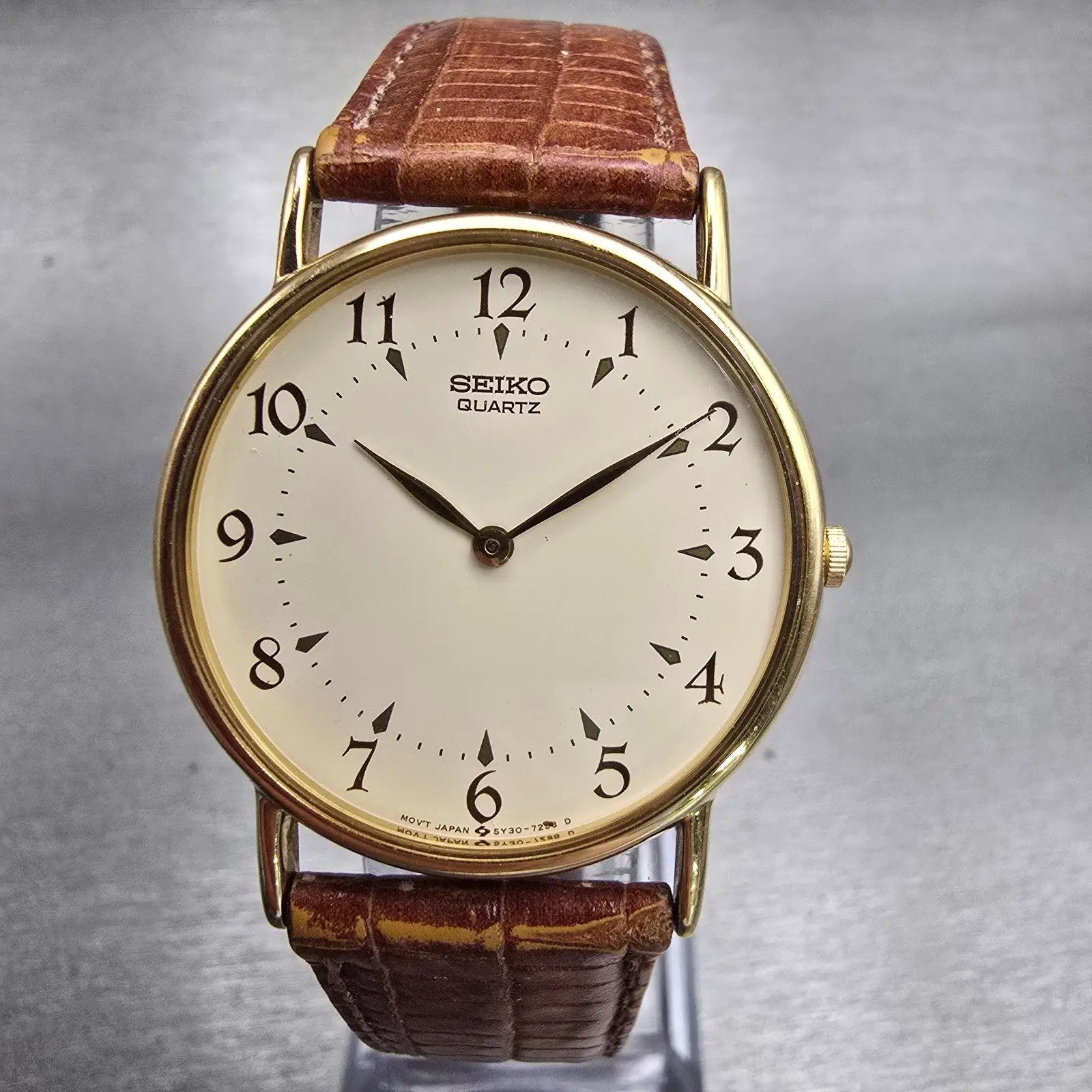 Seiko Watch Men 32mm Cream Dial Gold Tone Round 5Y30-7009 New Battery Vintage0