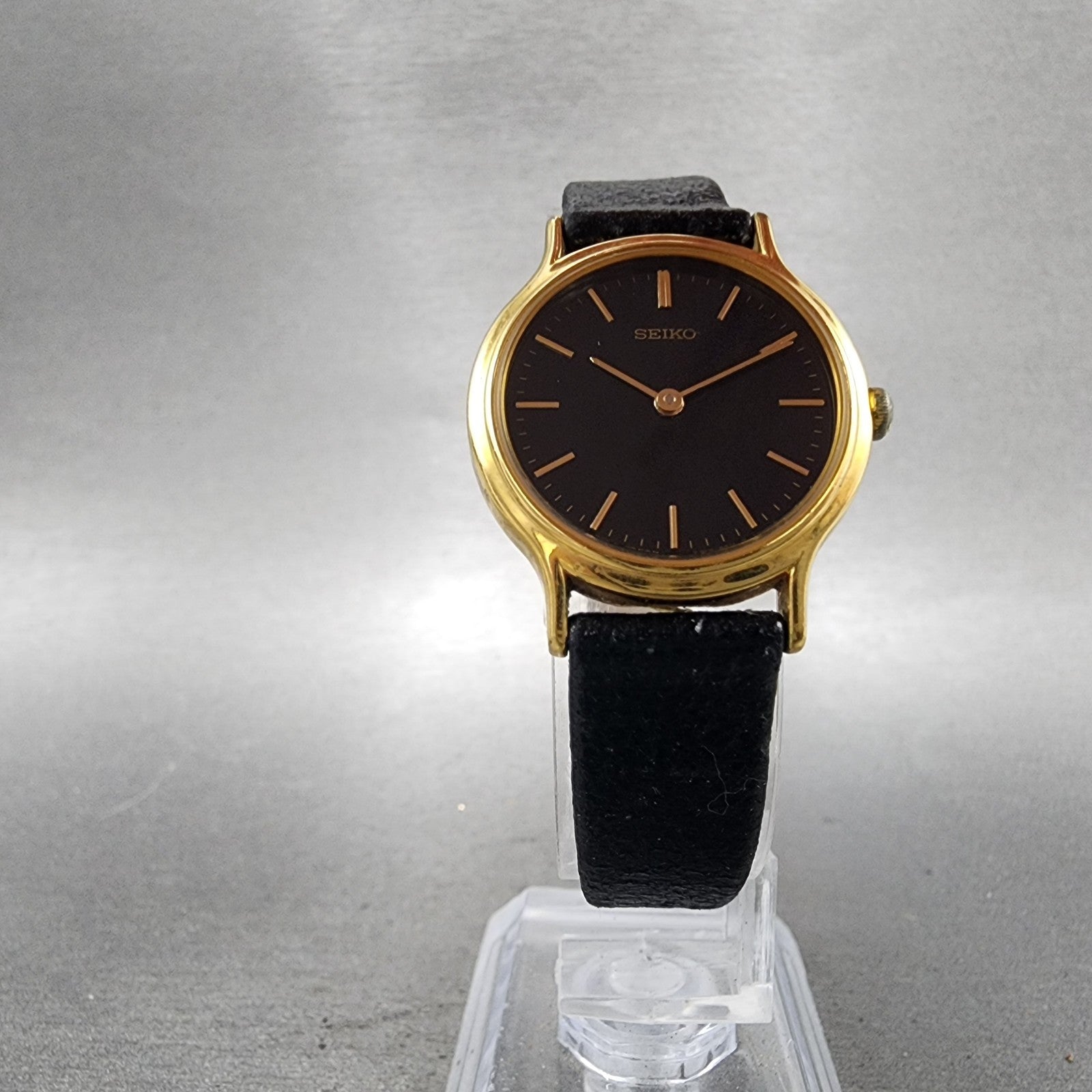 Seiko Watch Women 26mm Black Dial Gold Tone Round V7006091 New Battery B12345