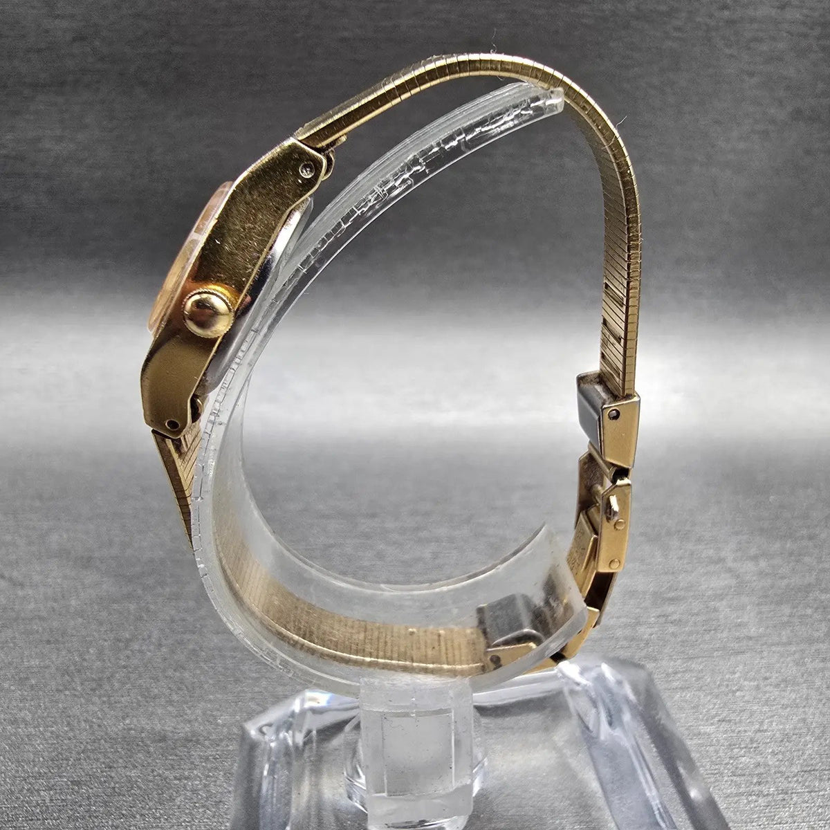 Seiko Watch Women 17mm Gold Dial Gold Tone Oval 5420-0029 New Battery Vintage L6