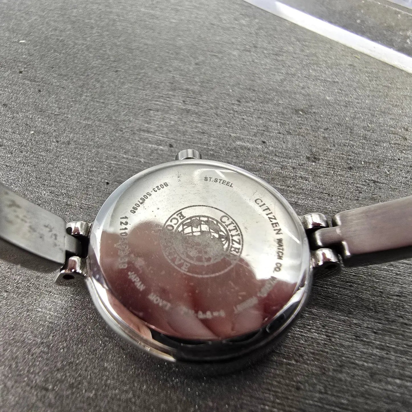 Citizen Eco-Drive Watch Women 21mm MOP Dial Silver Tone Round B023-S067090 Runs10