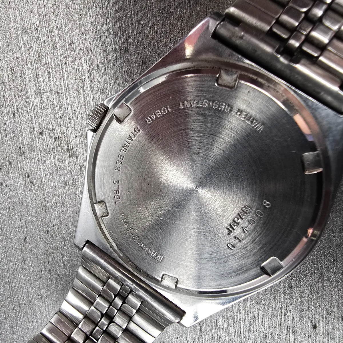 Seiko Alba Watch Men 35mm Silver Dial Silver Tone Daydate Y143-8280 New Battery10