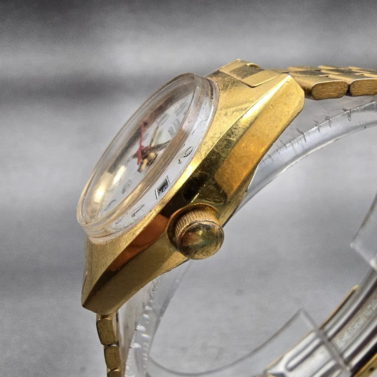 Citizen CQ Watch Women 24mm Silver Dial Gold Tone Date 2010-891252 New Battery2