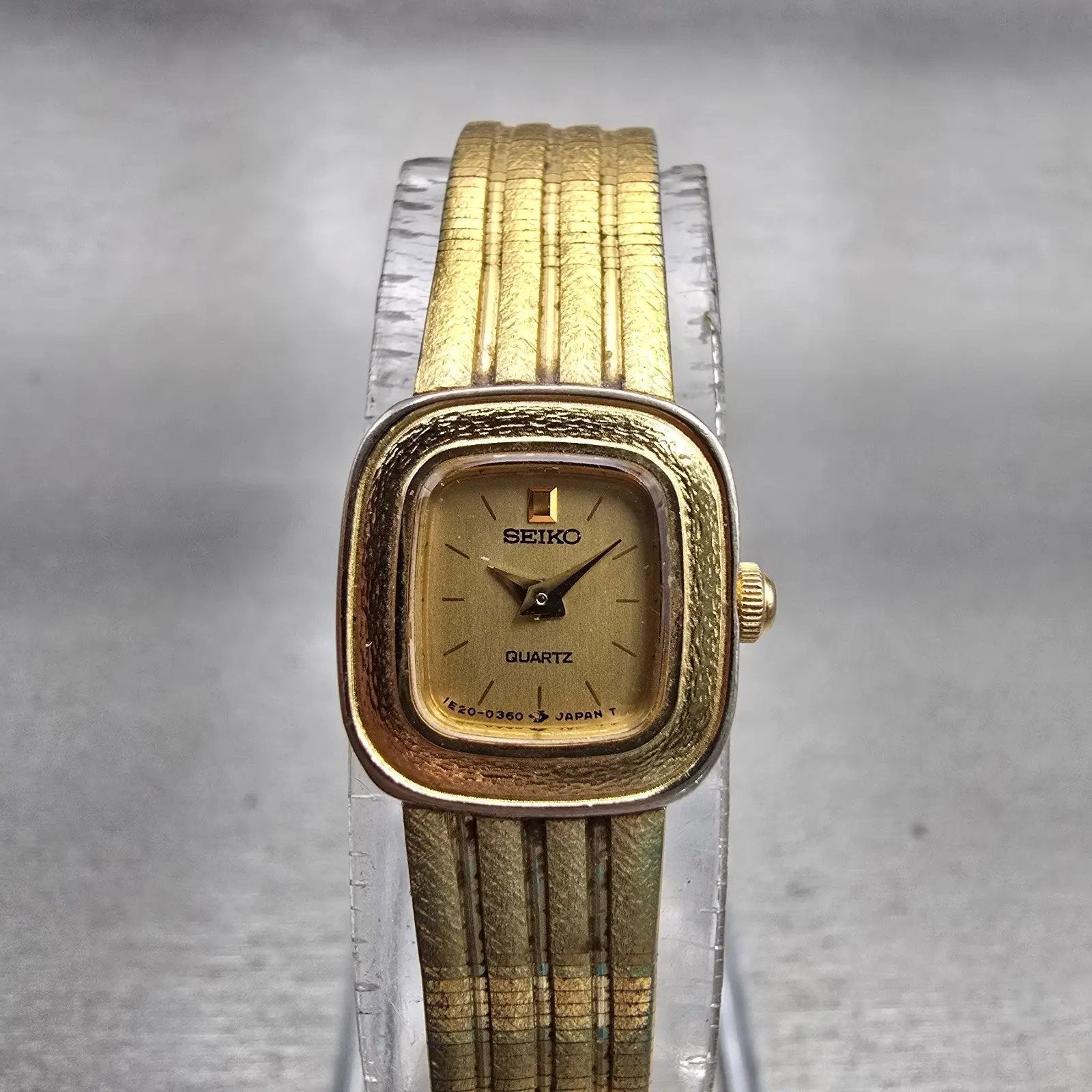 Seiko Watch Women 14mm Gold Dial Gold Tone Rectangle 1E20-5180 New Battery VTG0
