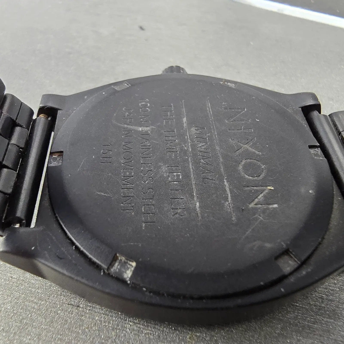 Nixon Time Teller Watch Men 37mm Silver Dial Black Round Bracelet New Battery9