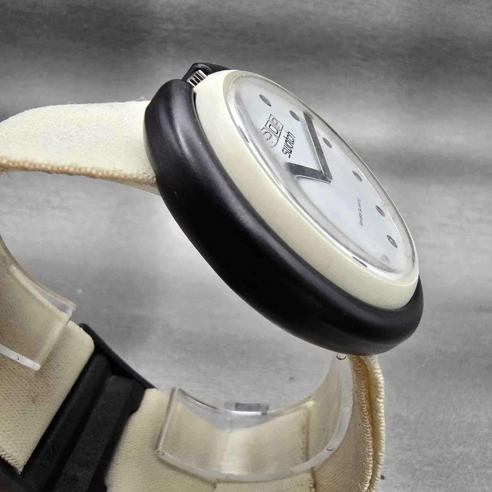 Pop Swatch Watch Watch Men White Dial White Case Round White Strap New Battery3