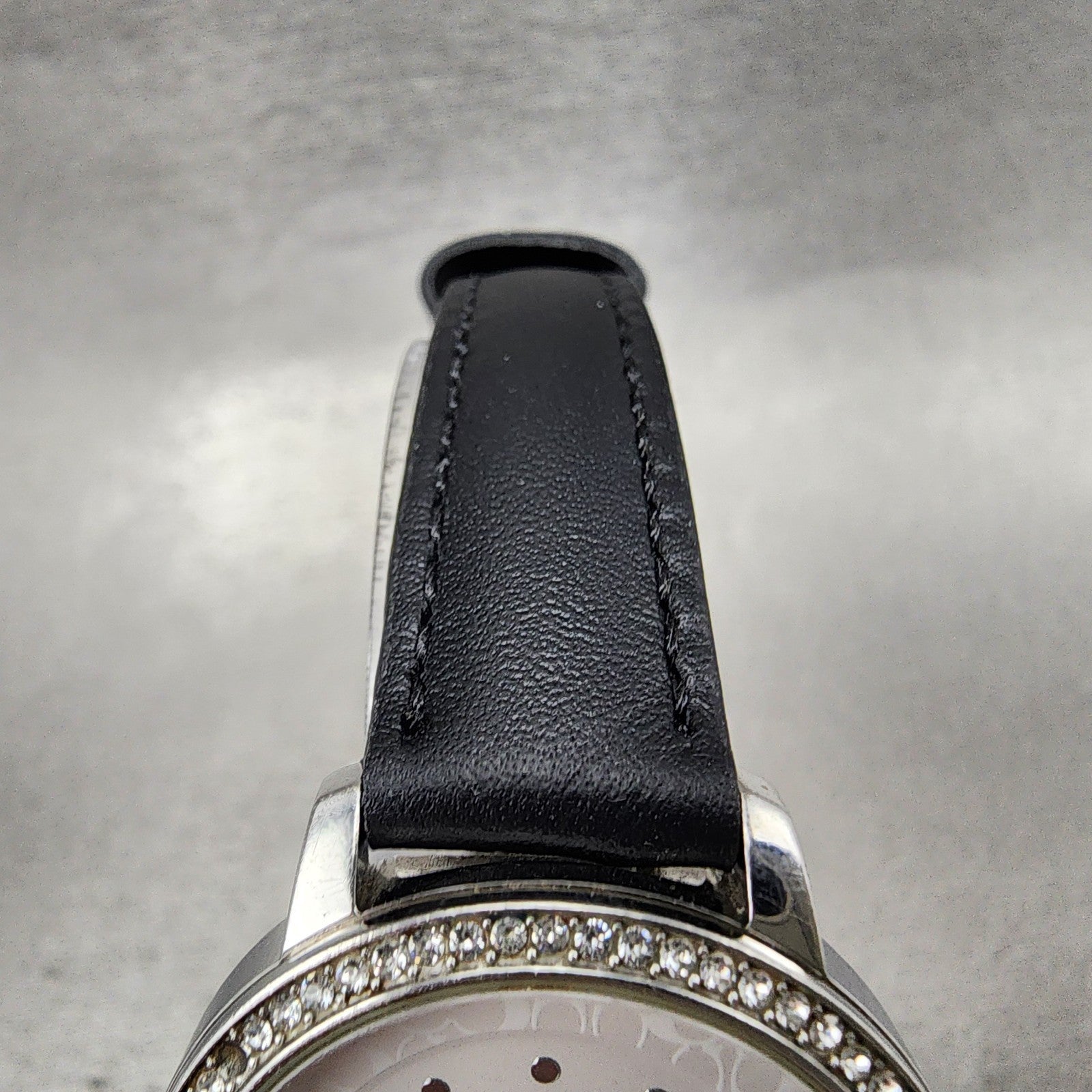 Coach Rayden Watch Women 32mm White Dial Silver Tone Round New Battery4