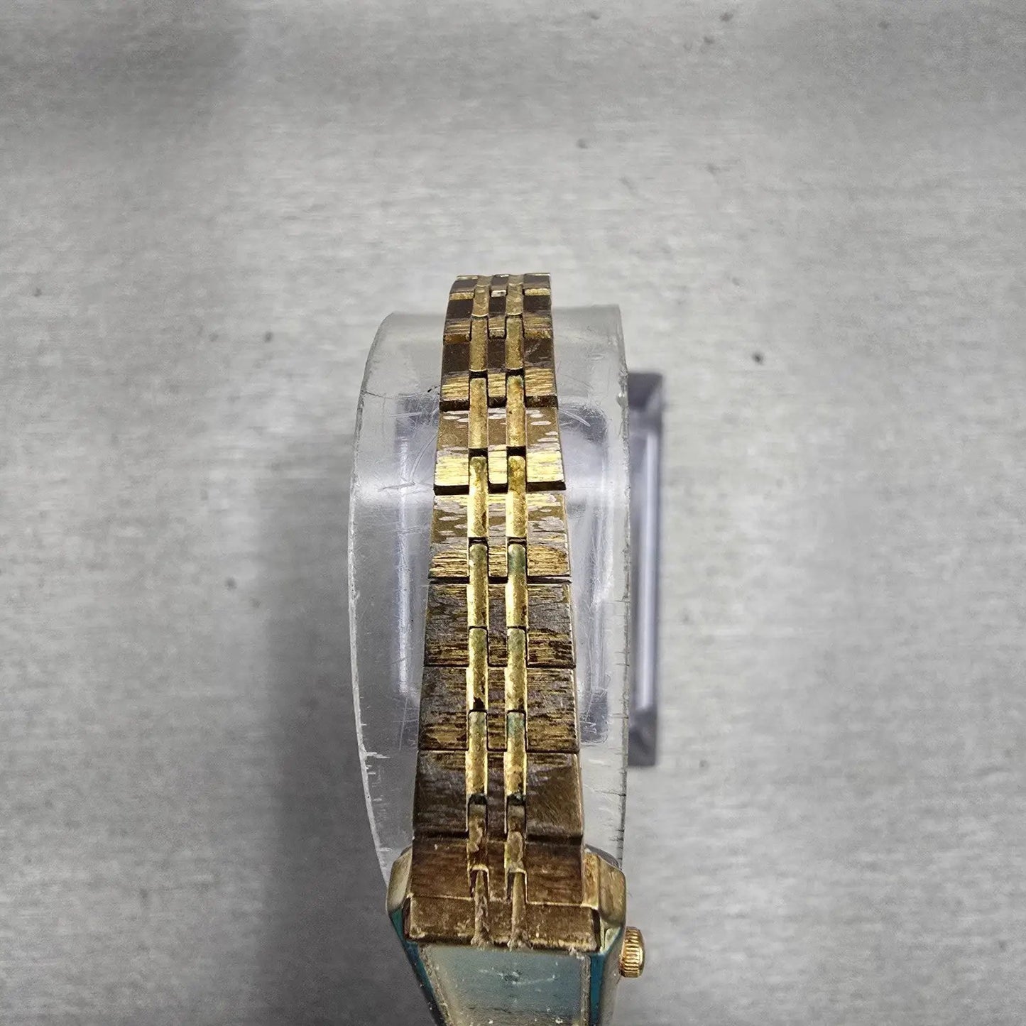 Citizen CQ Watch Women 13nn Champagne Dial Gold Tone 5421-S18523 New Battery VTG4