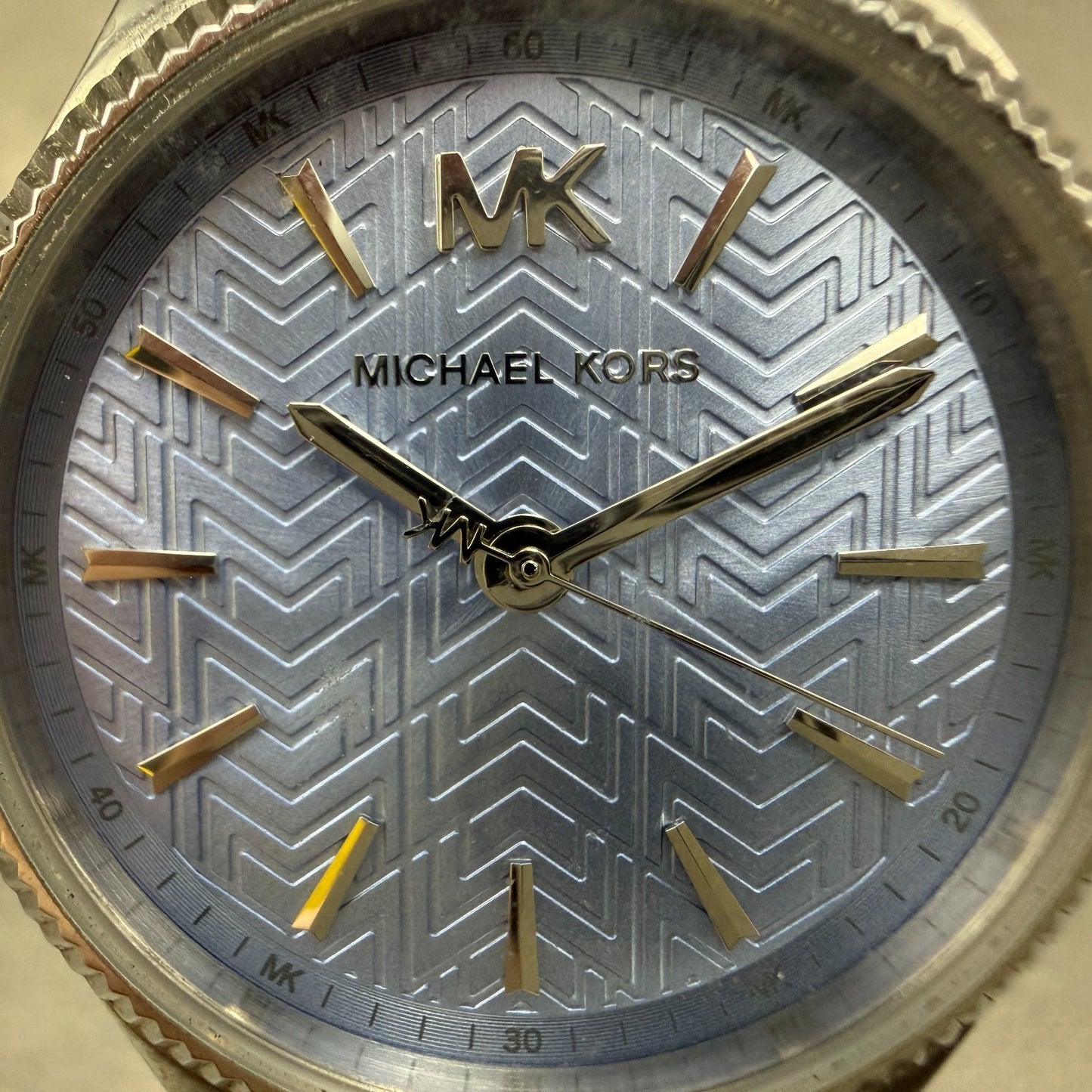 Michael Kors Lexington Watch Women 36mm Blue Dial Silver Tone MK-2807 New Batt1