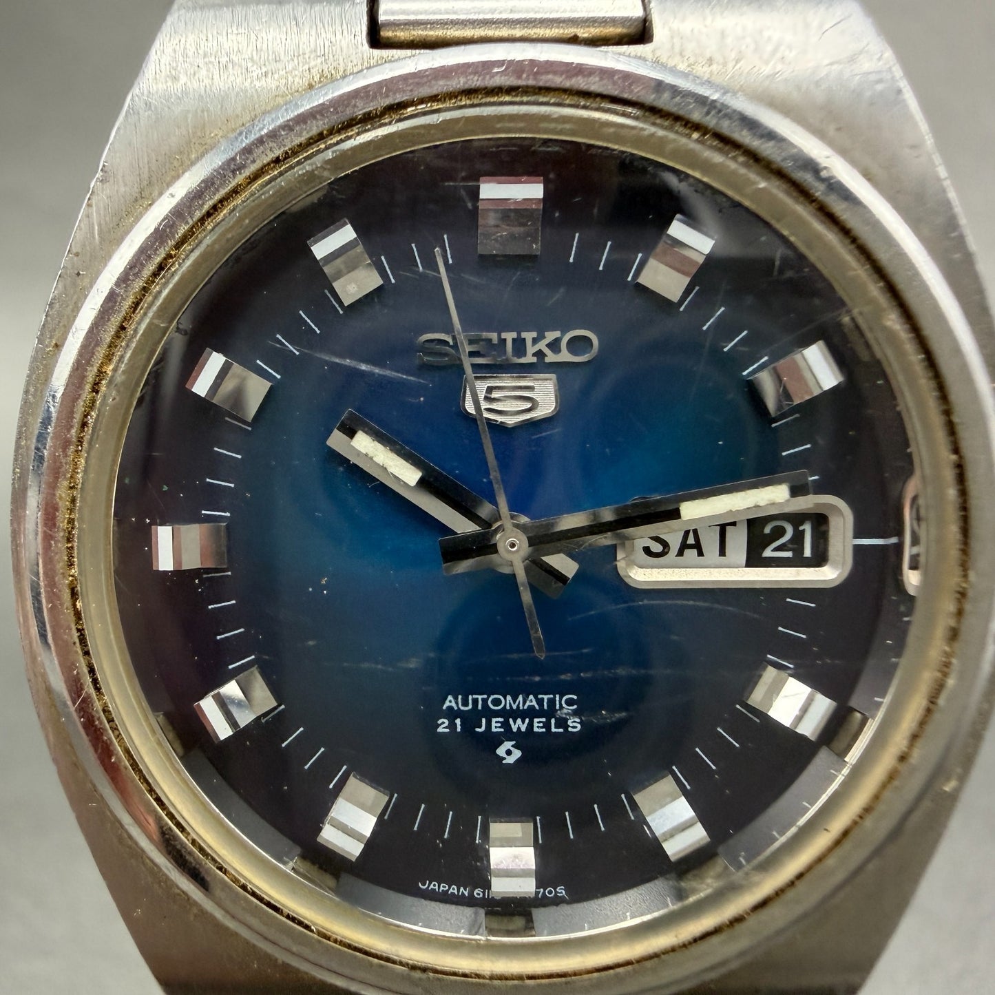 Seiko 5 Automatic Watch Men 37mm Blue Dial Silver Tone Daydate 6119-7460 Runs1