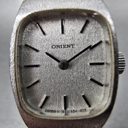 Orient Watch Women 19mm Silver Dial Silver Tone Manual Q120154-20 Runs Vintage1