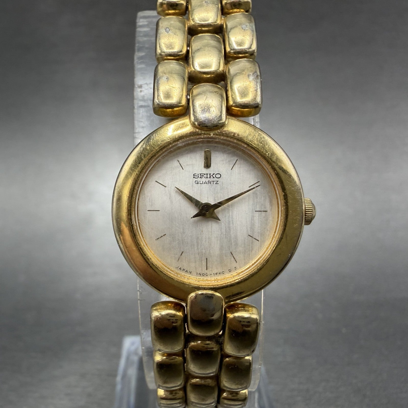 Seiko Watch Women 20mm Silver Dial Gold Tone Round 1N00-0D79 New Battery0
