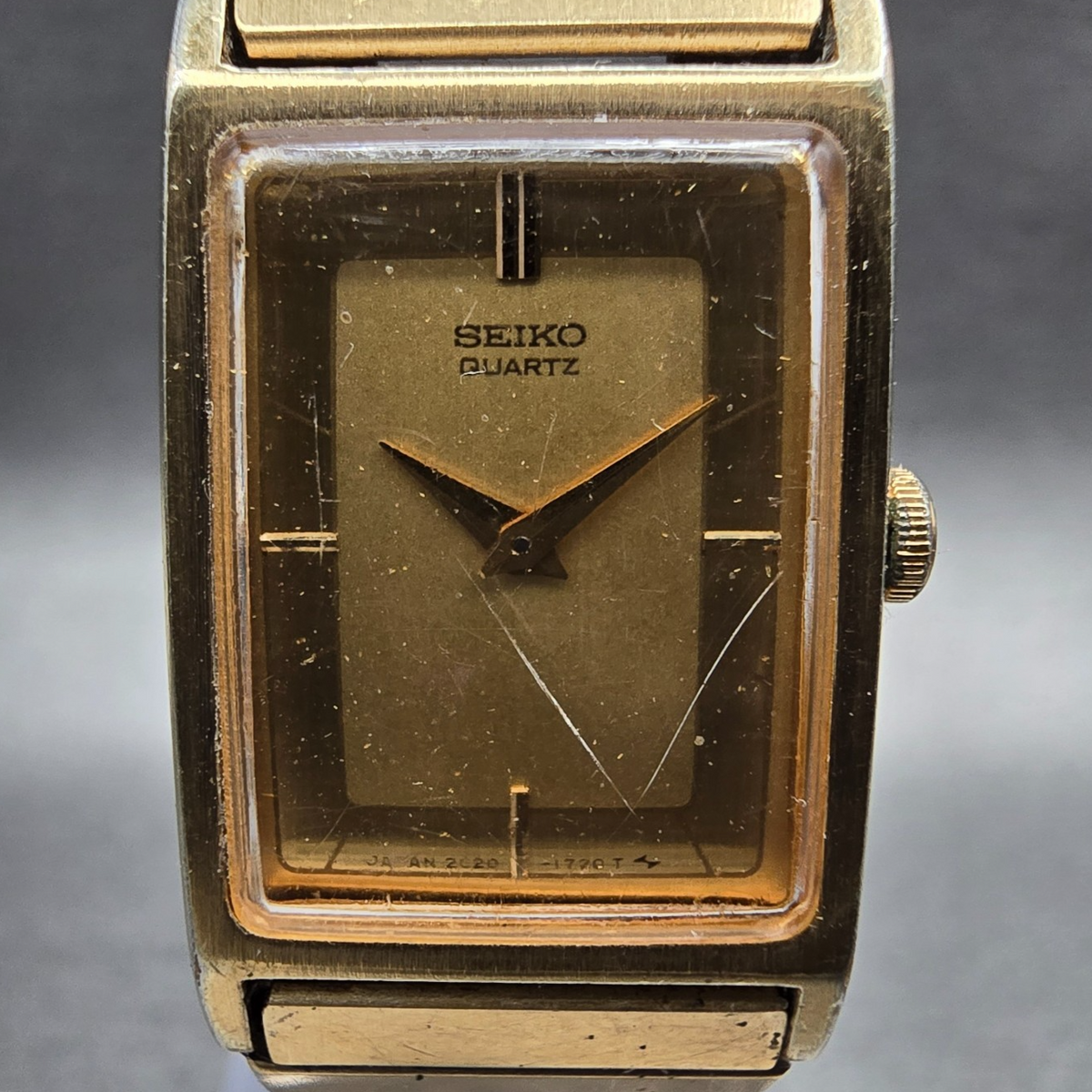 Seiko Tank Watch Women 17mm Gold Dial Gold Tone Rectangle 2C20-5830 New Battery1
