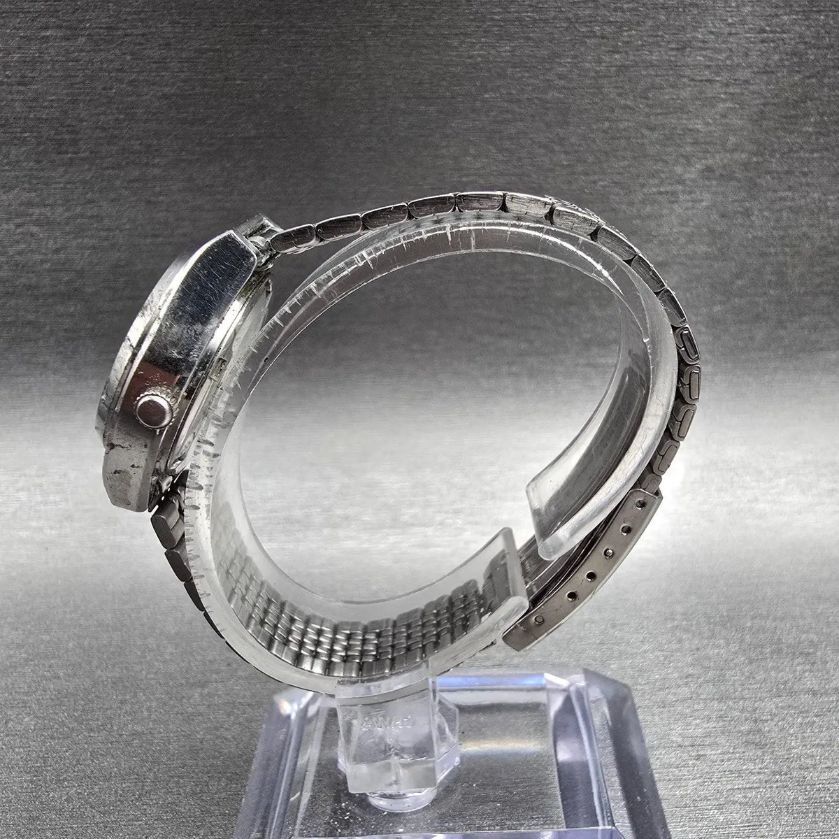 Seiko Watch Women 24mm Blue Dial Silver Tone Daydate Round 7903-0100 New Batt JP6