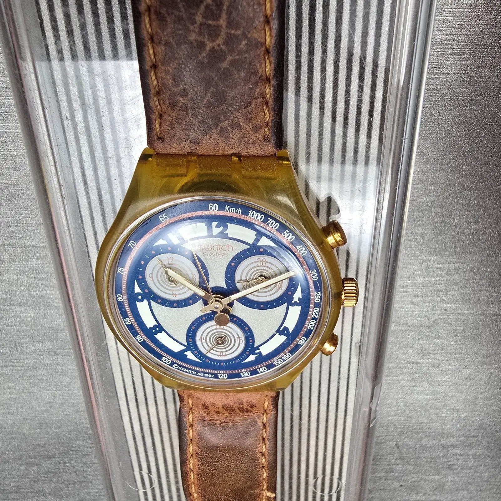 Swatch Chrono Honeytree Watch Men 37mm White Dial Yellow Case SCN107 New Battery4