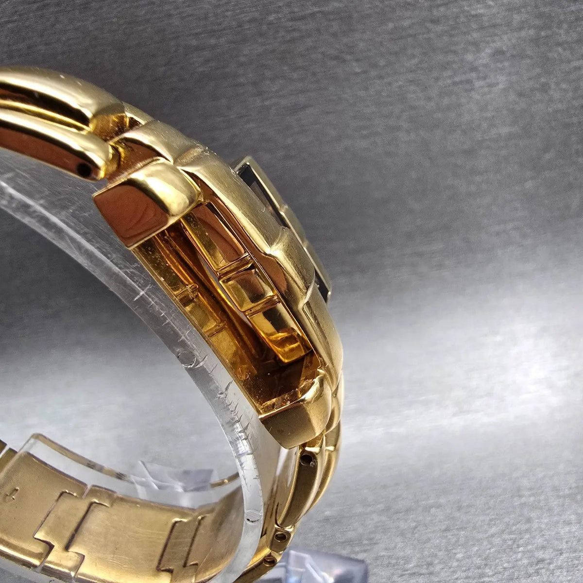 Citizen Elegance Watch Women 15mm Black Dial Gold Hideaway VTG New Battery4