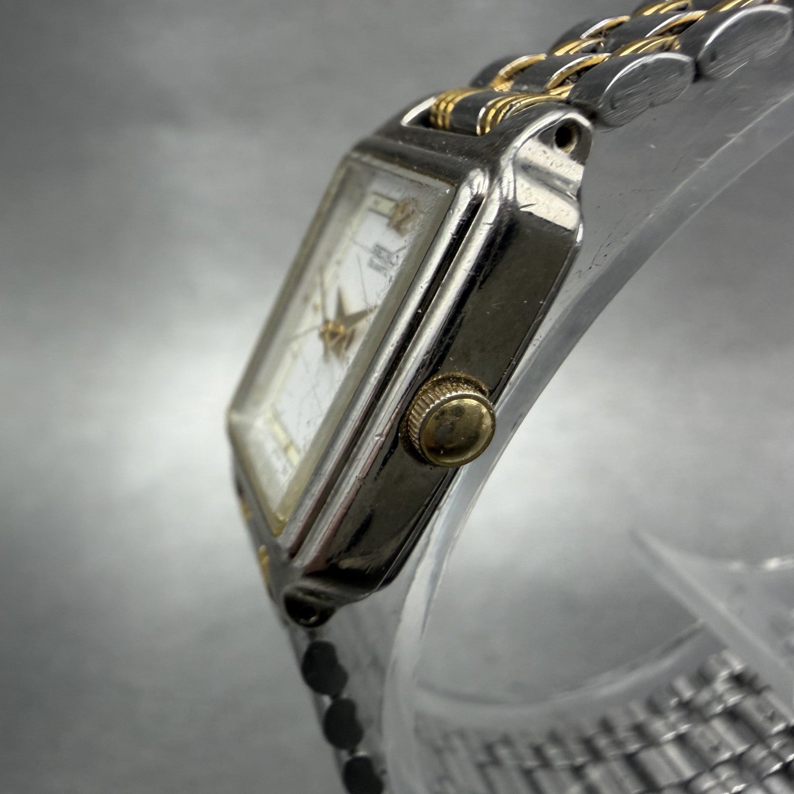 Seiko Tank Watch Women 18mm White Dial Two Tone Rectangle V401-5129 New Batt MNO2