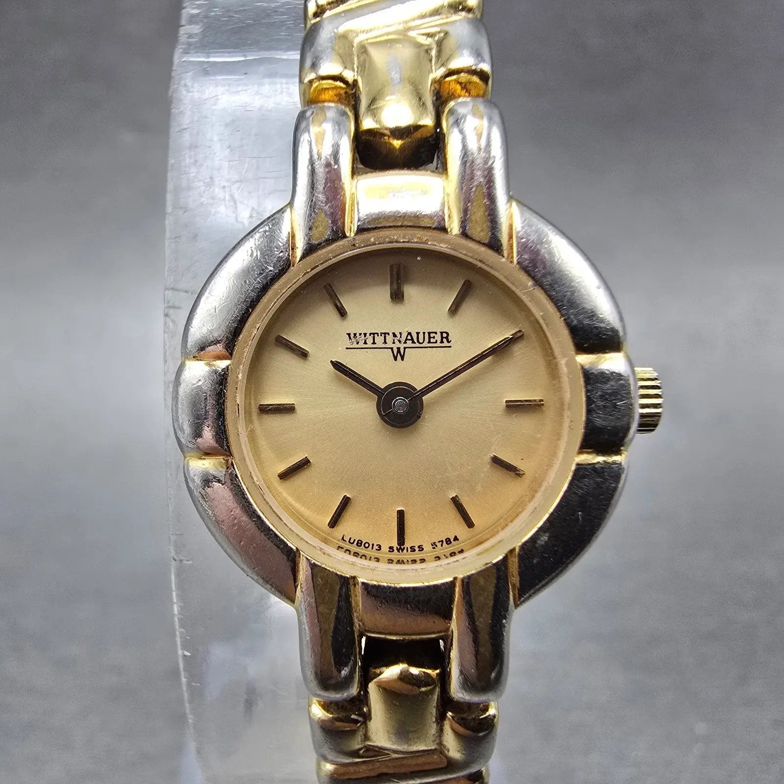 Wittnauer Watch Women 20mm Gold Dial Gold Tone Round 5784 New Battery Vintage0