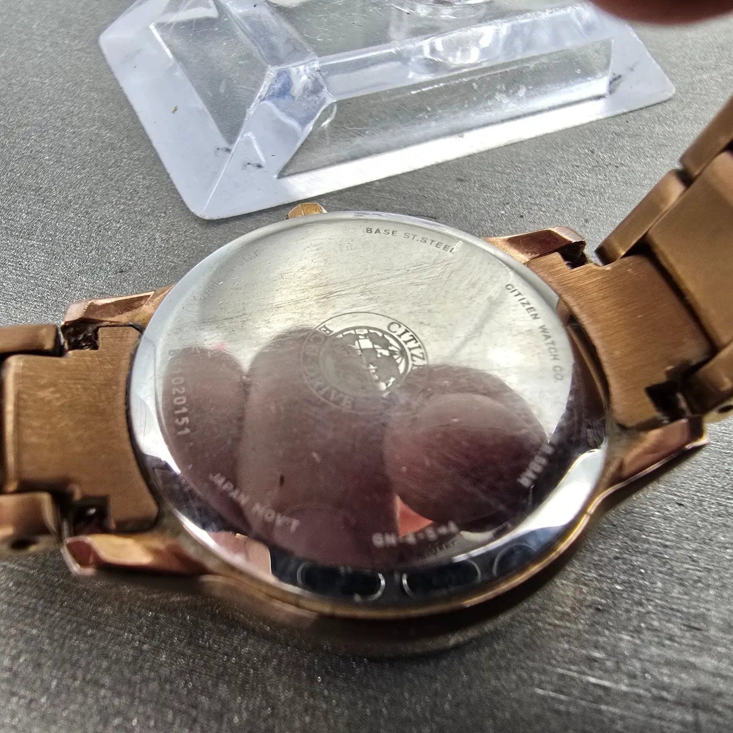 Citizen Eco-Drive Watch Women 30mm Silver Dial Rose Gold Tone Date Round Runs9