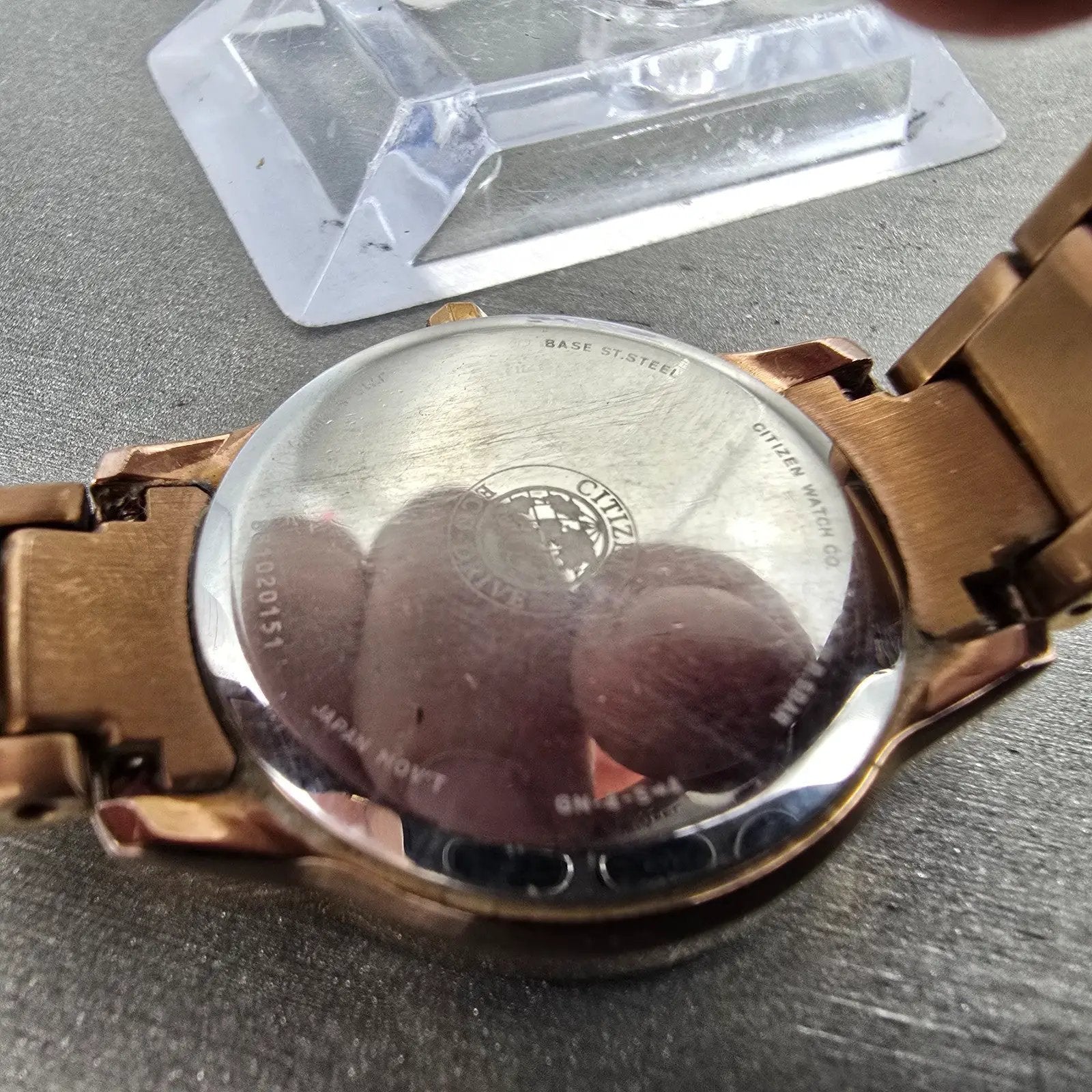 Citizen Eco-Drive Watch Women 30mm Silver Dial Rose Gold Tone Date Round Runs9