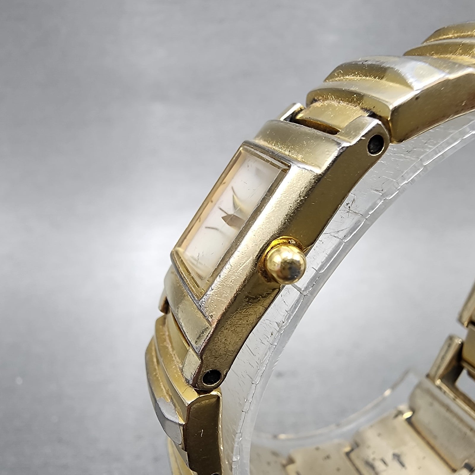 Citizen Tank Watch Women 14mm MOP Dial Gold Tone Rectangle New Battery Vintage2
