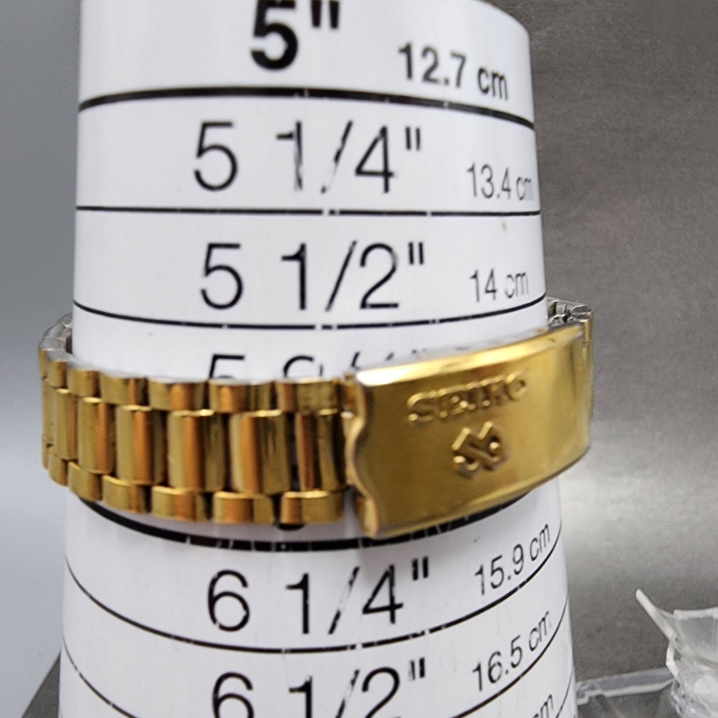Seiko SQ Watch Women 25mm Gold Dial Gold Tone Daydate Round 2A230039 NewBat VTG10