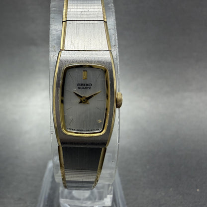 Seiko Tank Watch Women 13mm Silver Dial two Tone Rectangle 2e205139 New Battery0