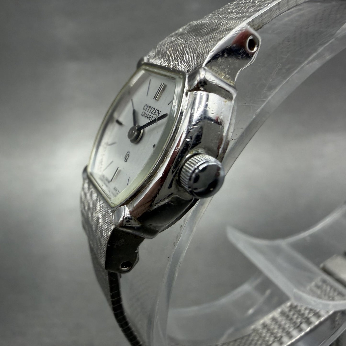 Citizen CQ Watch Women 17mm Silver Dial Silver Tone Round New Battery VTG2