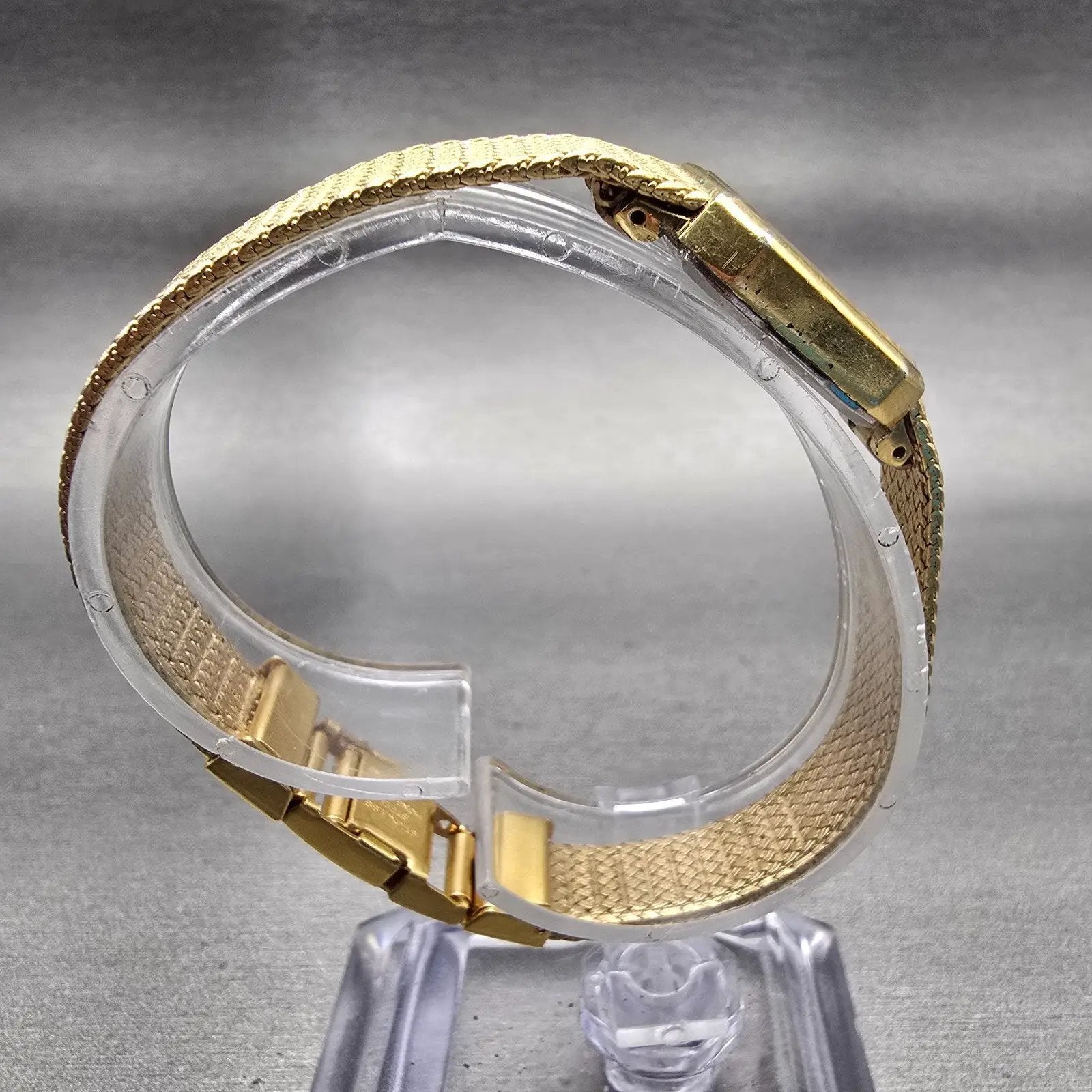 Seiko Watch Women 17mm Gold Dial Gold Tone Rectangle 1400-8089 New Battery VTG8