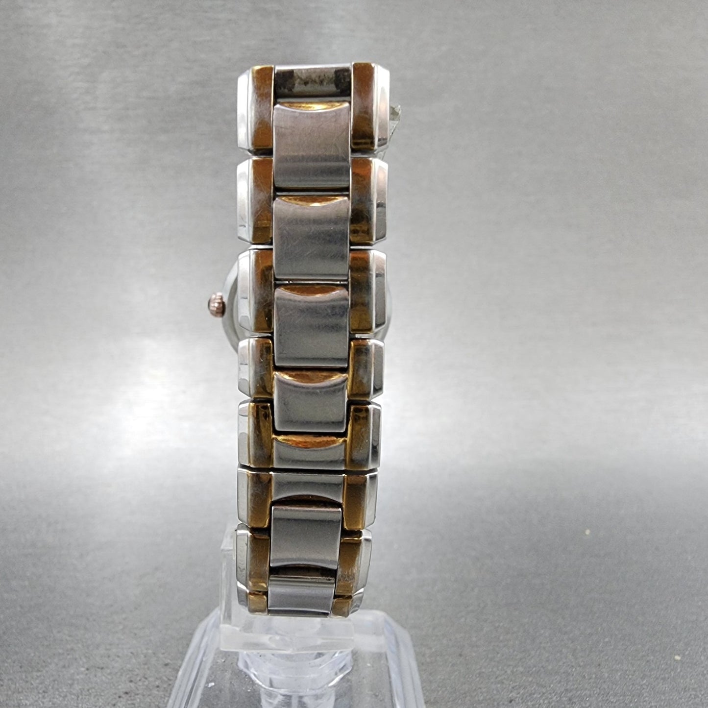 Bulova Watch Women 26mm Silver Dial Two Tone Round  98L153 New Battery8