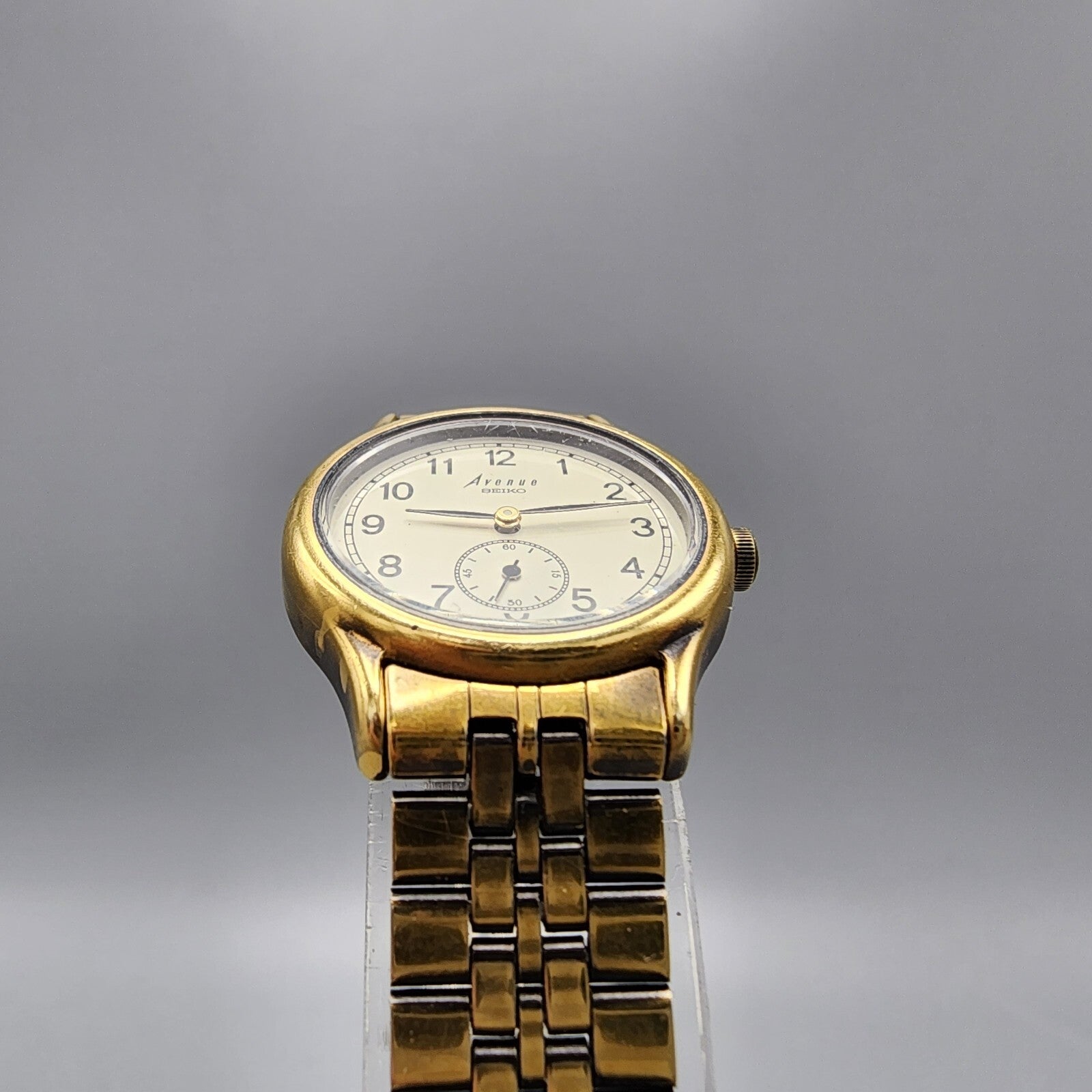 Seiko Avenue Watch Women Gold Tone Cream Dial Small Seconds 25mm New Battery4