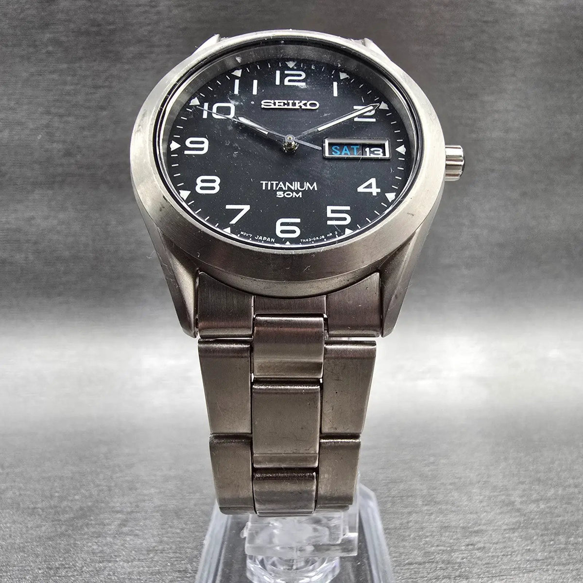 Seiko Watch Men 37mm Black Dial Titanium Daydate Round 7N43-0AB0 New Battery5