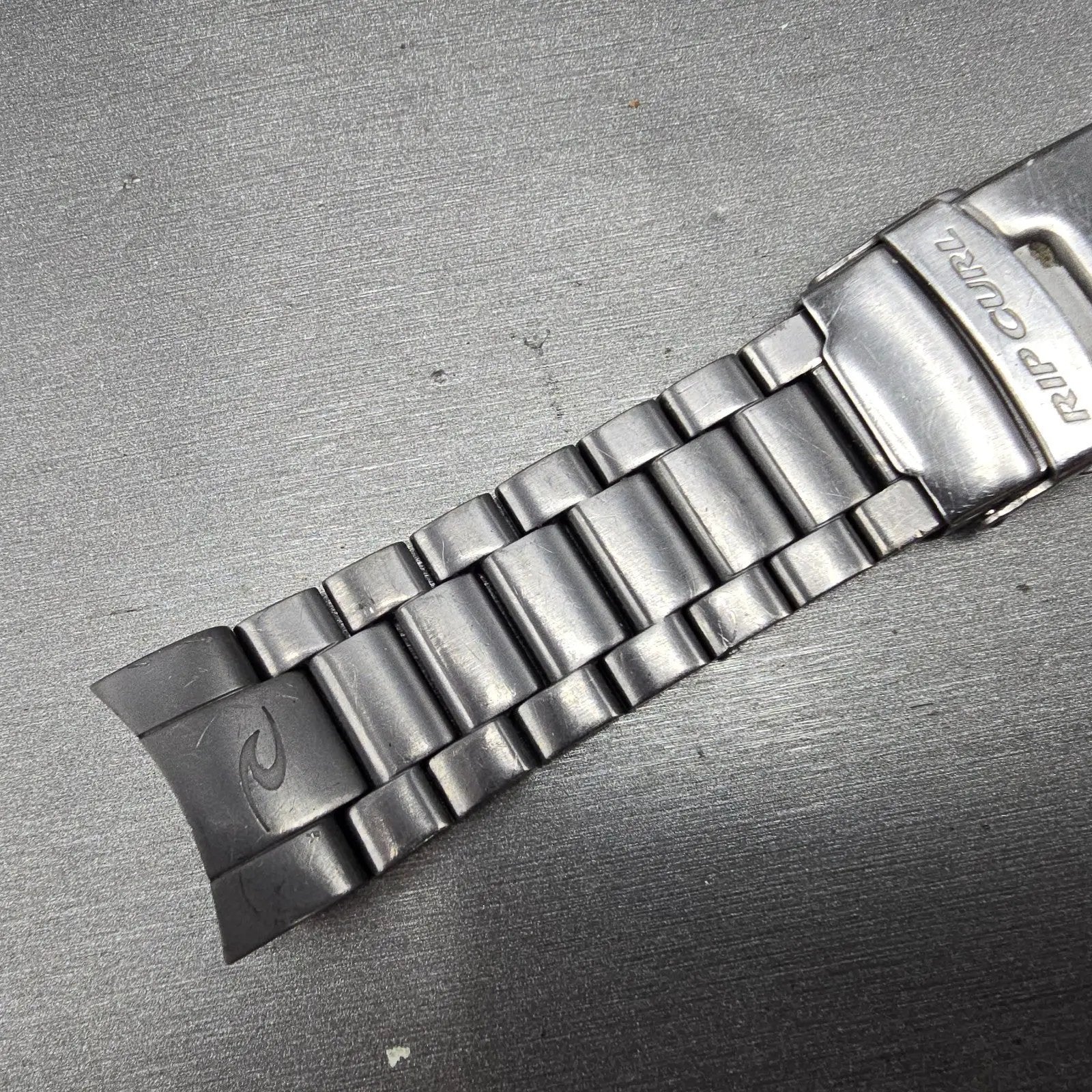 Ripcurl Tidemaster Watch Men 42mm Black Dial Titanium Date READ!!! New Battery8