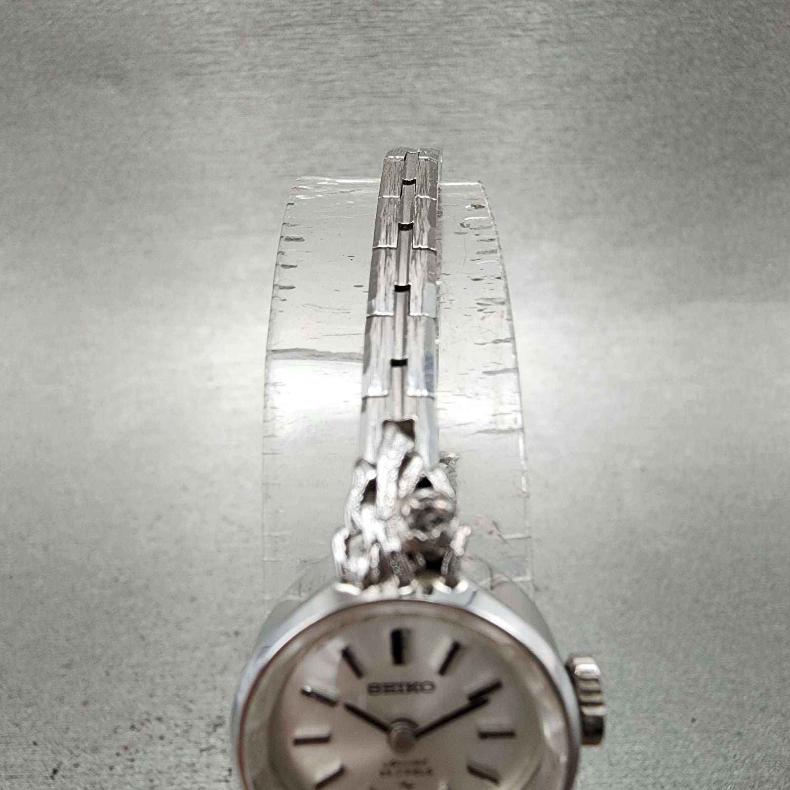 Seiko Special Watch Women 17mm Silver Dial Silver Round 11400050 Manual Runs4
