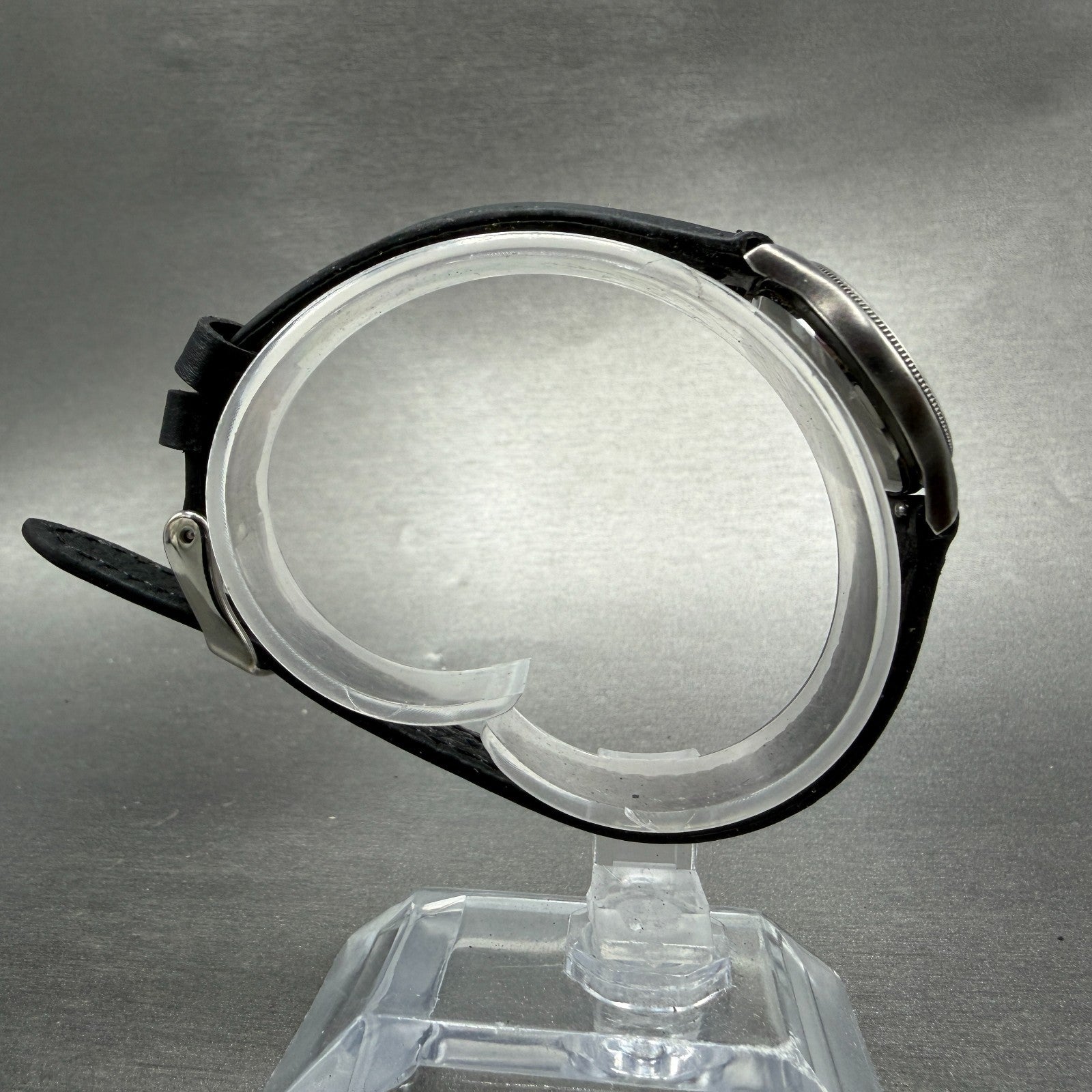 Seiko Avenue Watch Women 24mm Silver Dial Silver Tone Round 1F21-1A00 New Batt8