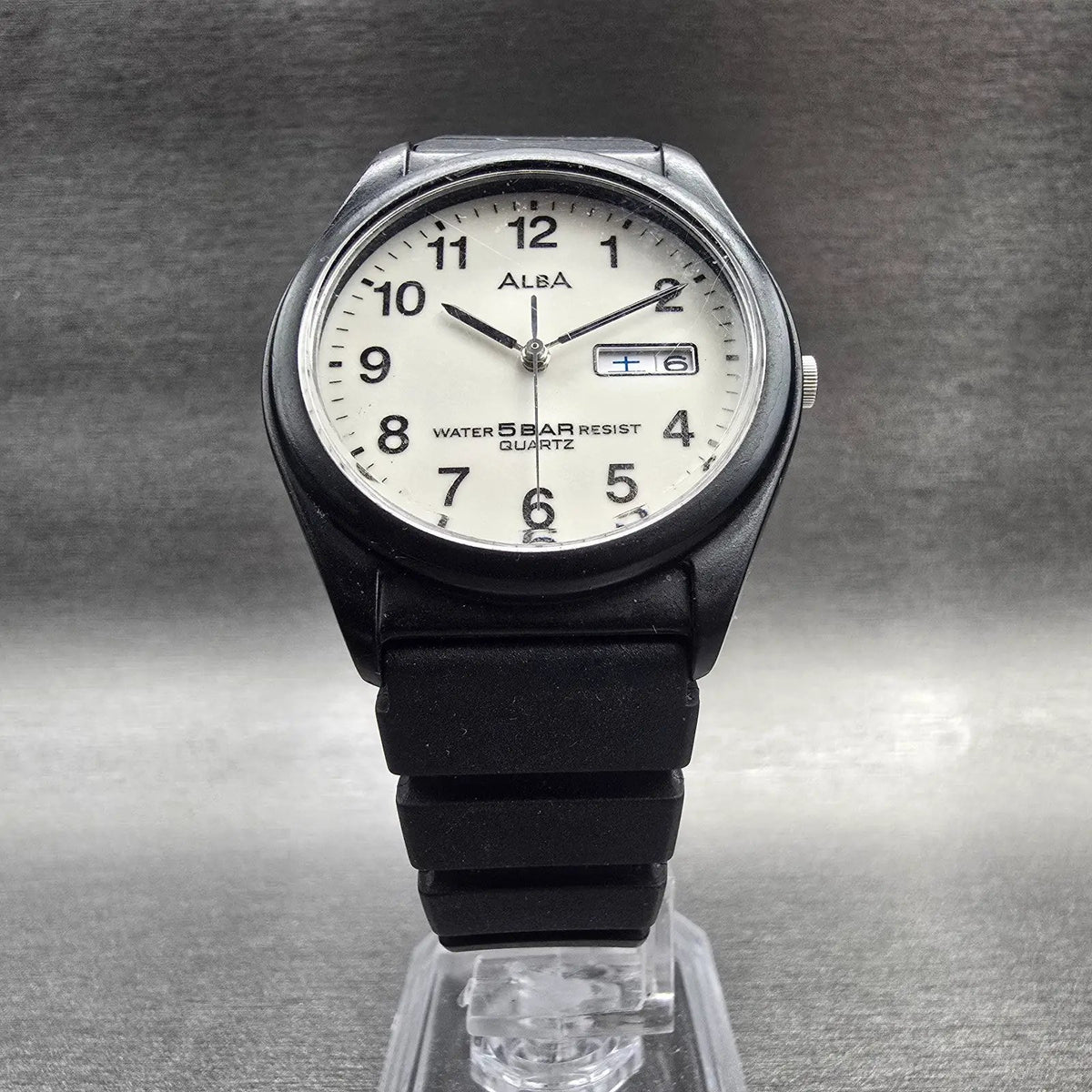 Seiko Alba Watch Men 35mm Ivory Dial Black Tone Daydate Round V733-8A90 New Batt5