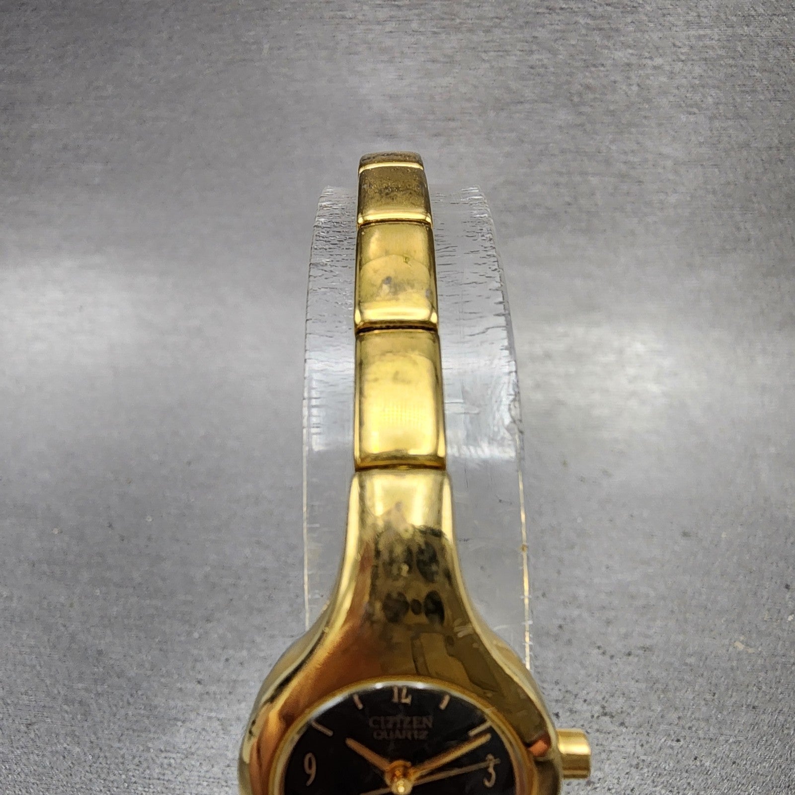 Citizen Watch Women 20mm Black Dial Gold Tone Round 5930S99230 New Battery4