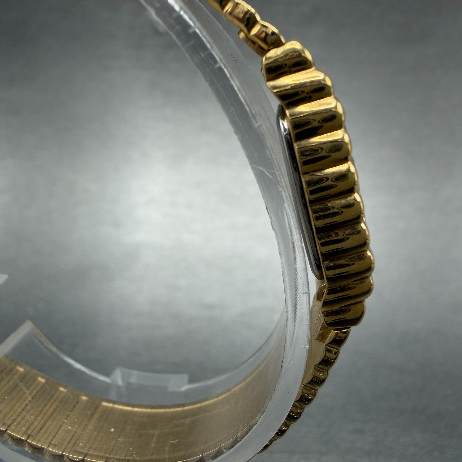 Seiko Watch Women 14mm Gold Dial Gold Tone Rectangle 1E20-5099 New Battery NOS3