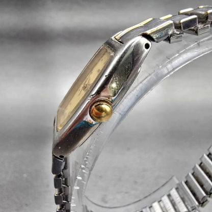 Seiko Watch Women 17mm Cream Dial Silver Tone Oval 1N01-5B69 New Battery Vintage2