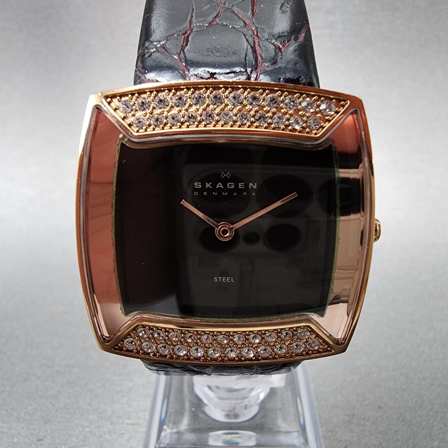 Skagen Watch Women 31mm Brown MOP Dial Rose Gold Tone Bling Bezel Rectangle Runs