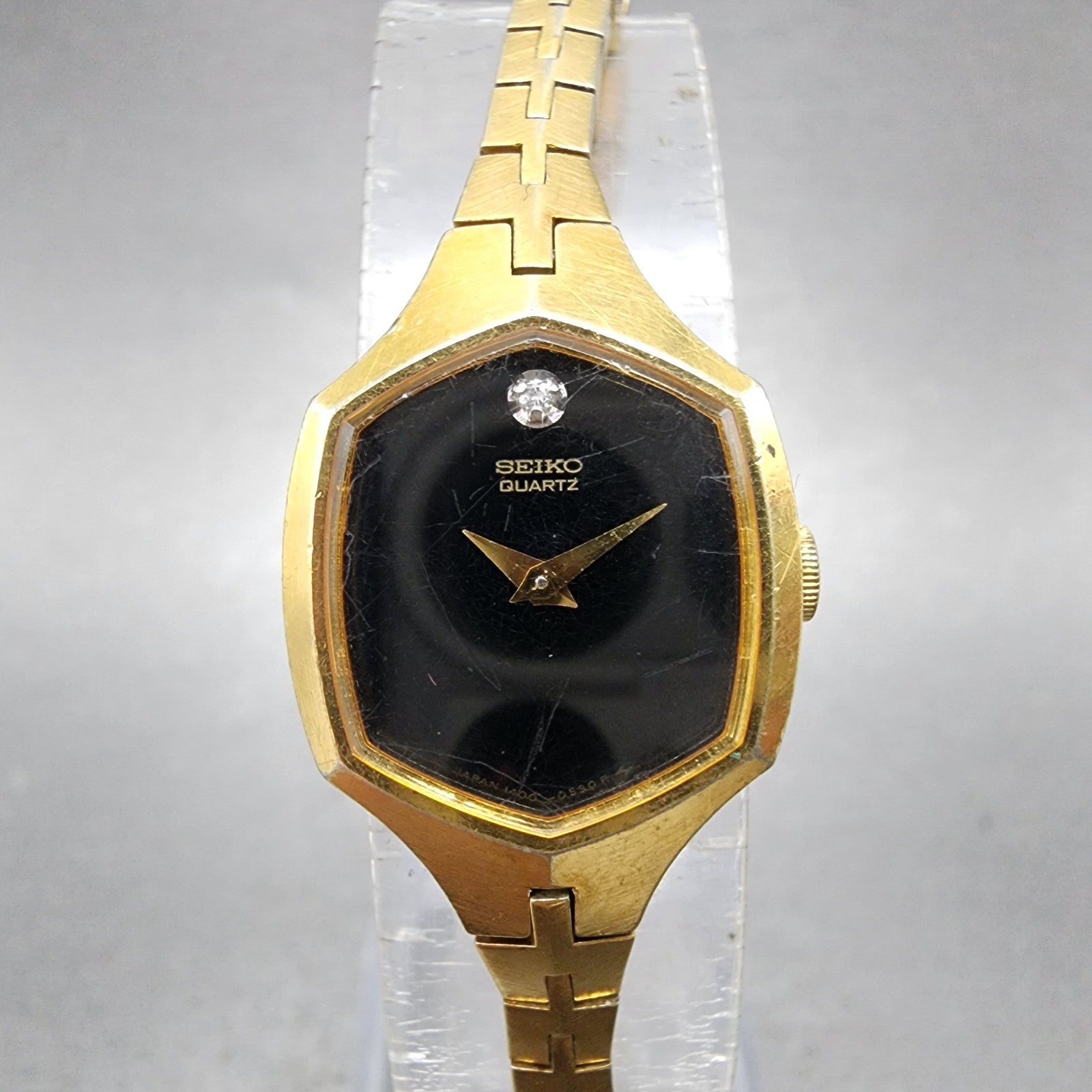Seiko Watch Women 18mm Black Dial Gold Tone Hexagon 14005319 New Battery0