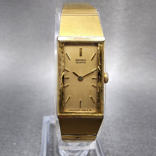 Seiko Tank Watch Women 13mm Champagne Dial Gold Tone 2e205259 New Battery0