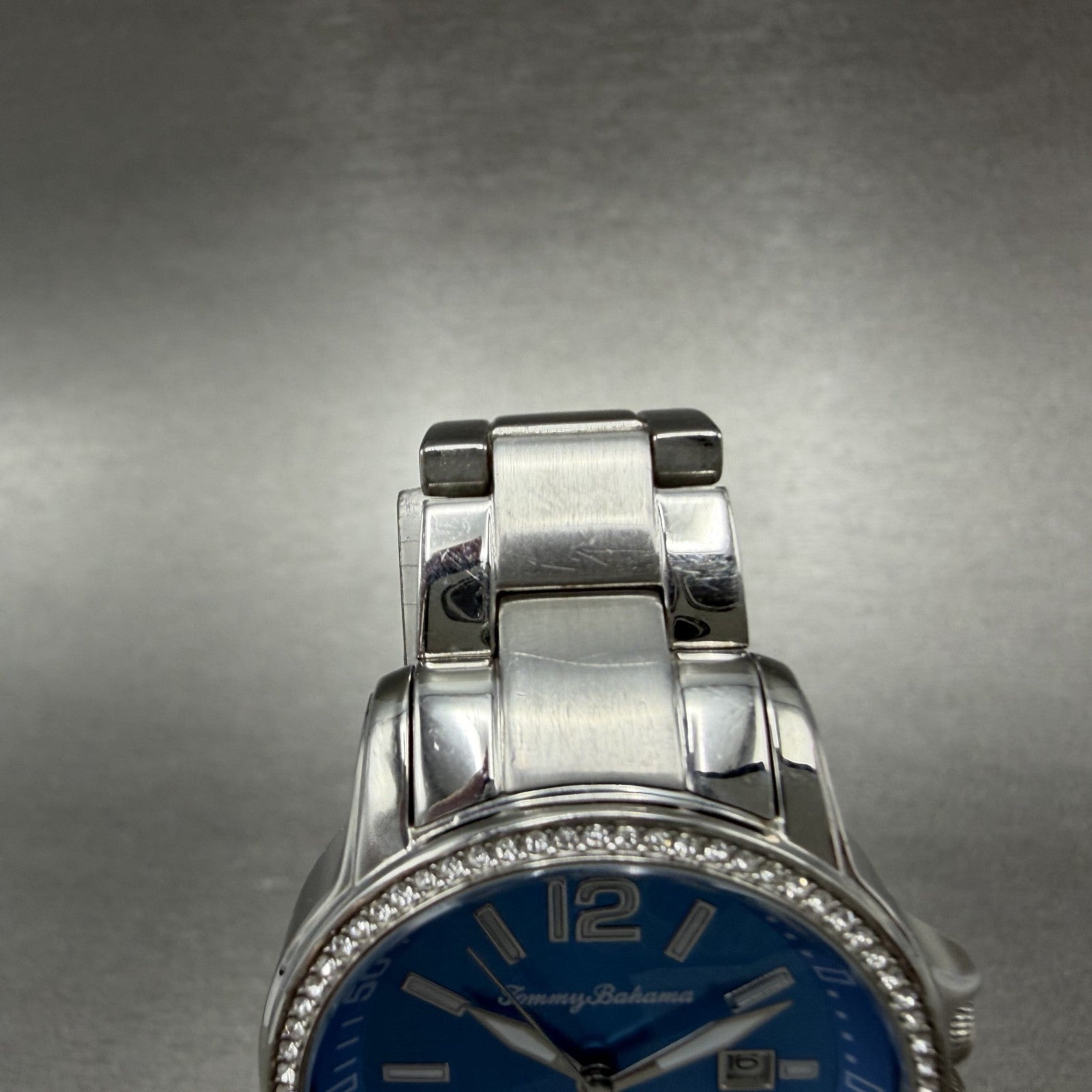 Tommy Bahama Watch Women 33mm Blue Dial Steel Date Round New Battery4