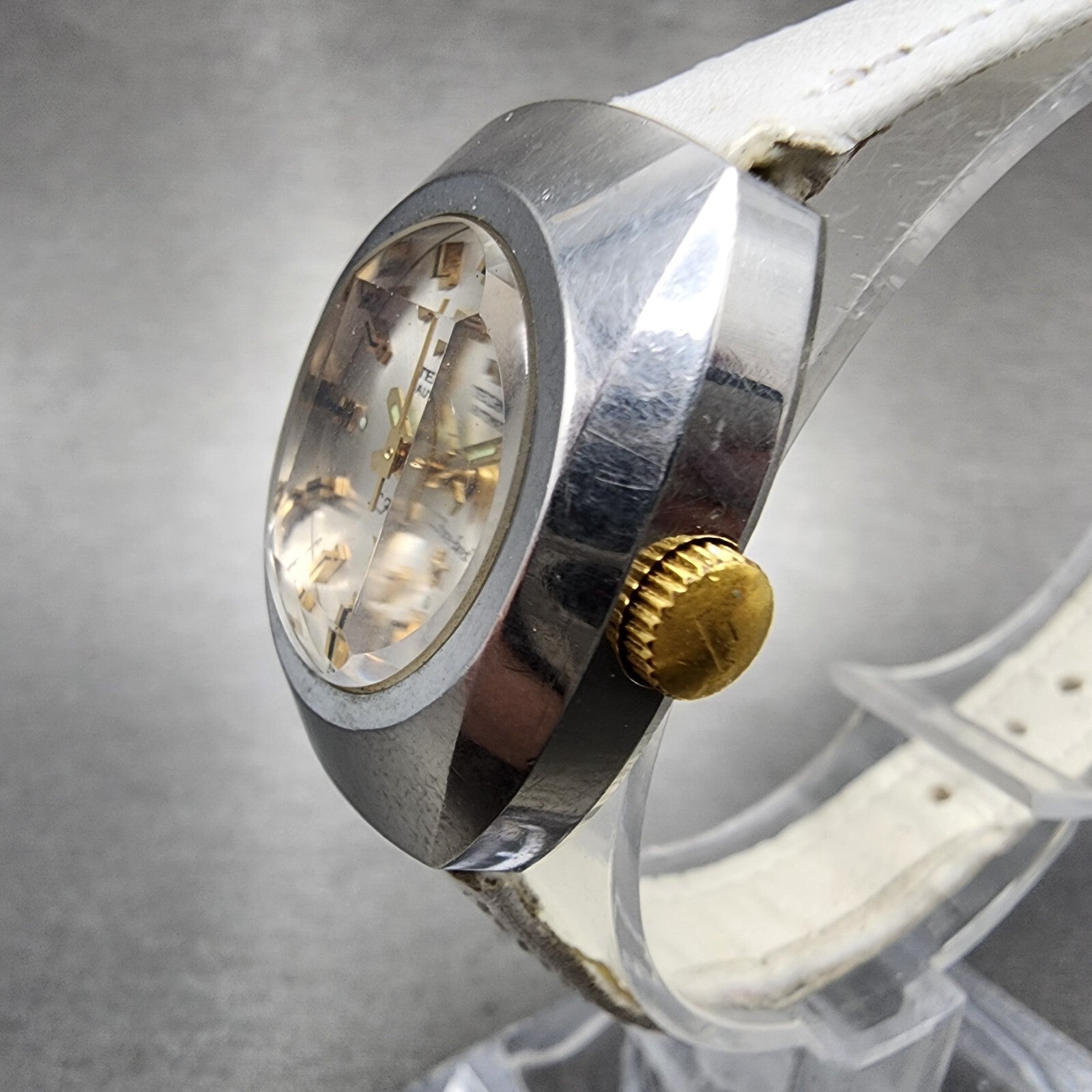 Technos Fire Brid Automatic Watch Women 25mm Whtie Dial Steel Date Runs VTG2