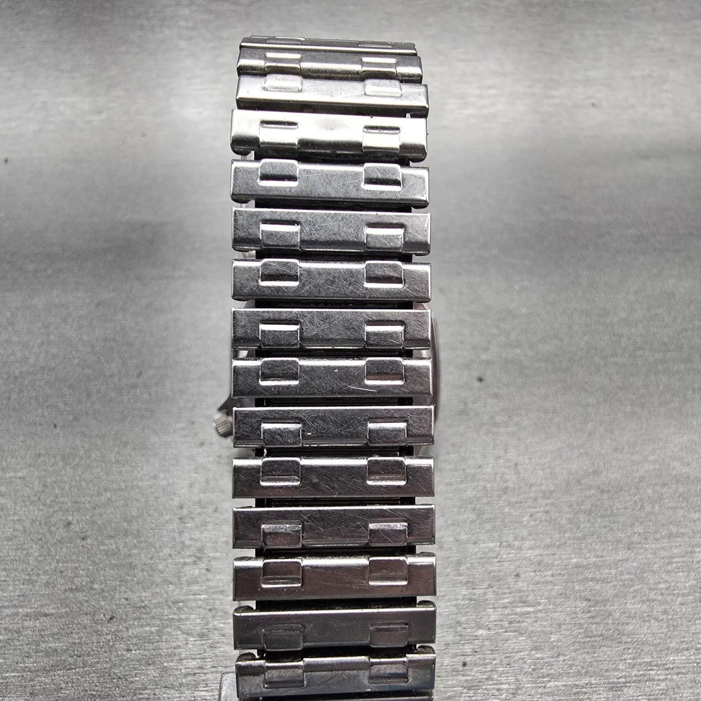 Seiko Sports 100 Watch Men 37mm Black Dial Silver Tone Daydate 6923-5079 New Bat7
