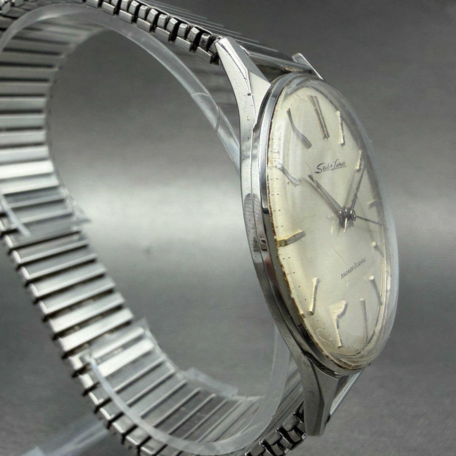 Seiko Liner Watch Men 35mm Silver Dial Silver Tone Round Manual 15016E Runs VTG3