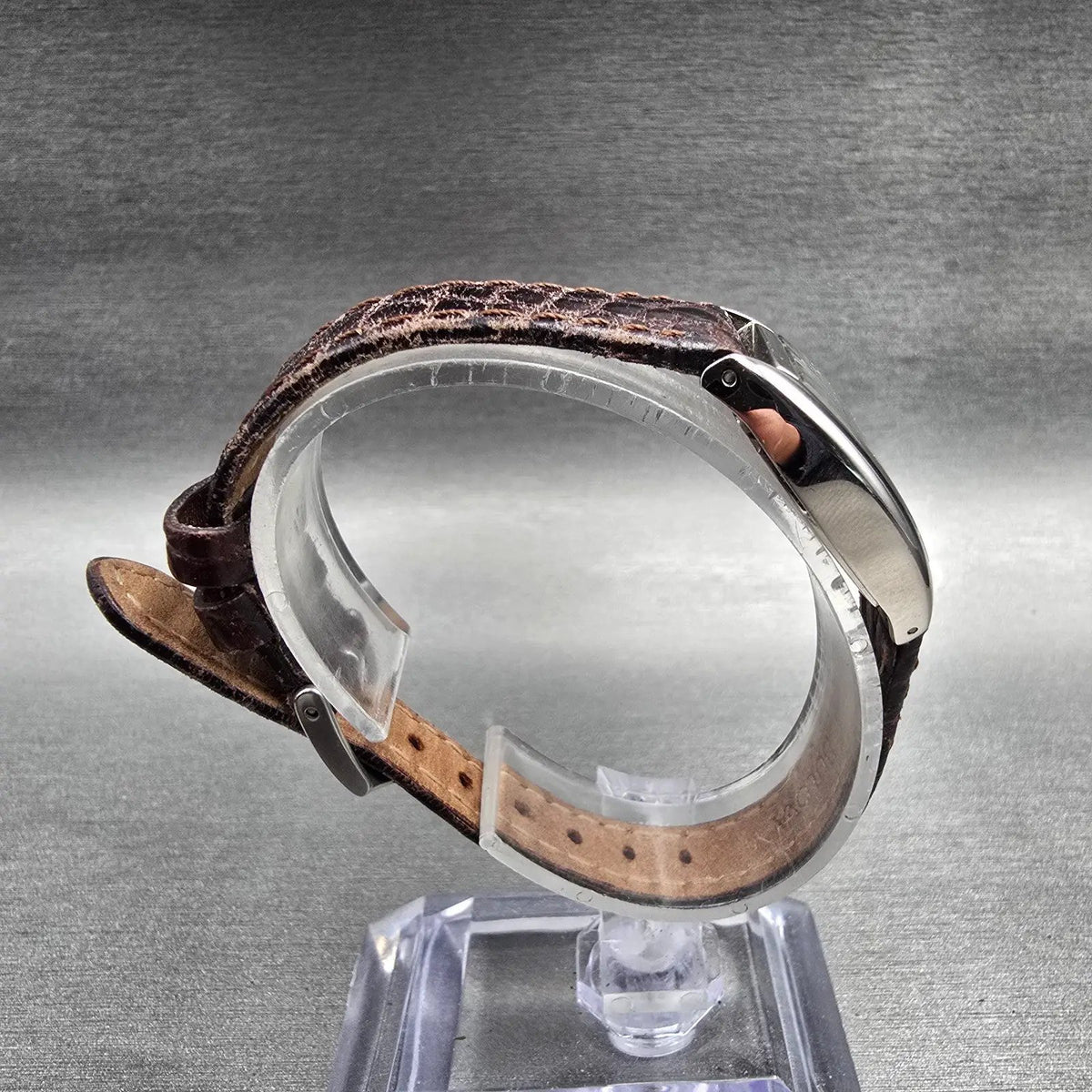 Bulova Watch Women 19mm MOP Dial Silver Tone Tonneau 96T17 New Battery8