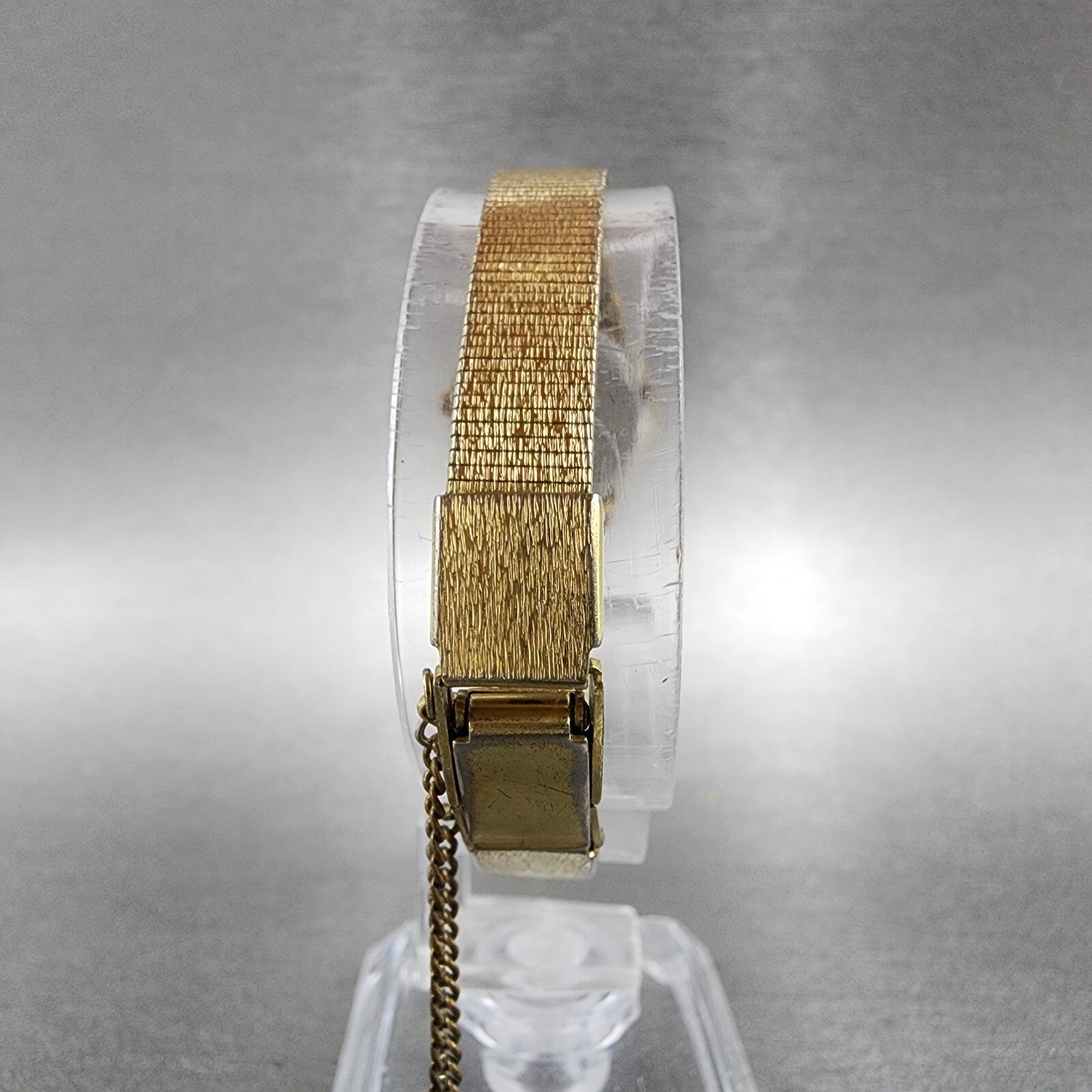 Seiko Watch Women 20mm Cream Dial Gold Tone Oval 23205439 New Battery7